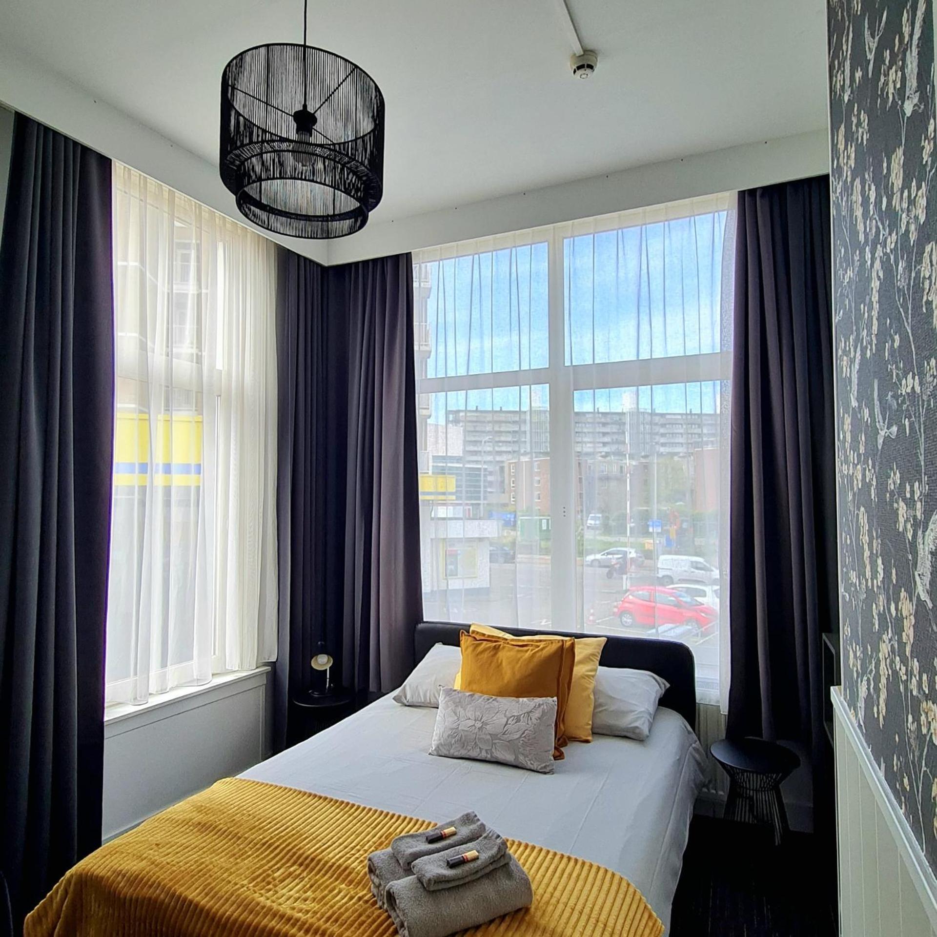 Hotel 'T Witte Huys Scheveningen The Hague Exterior photo